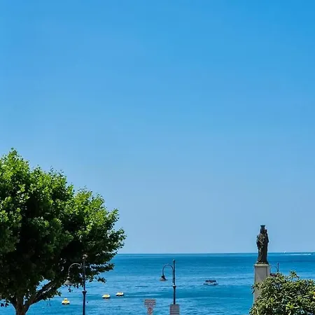 Uno Sguardo Sul Mare Maiori